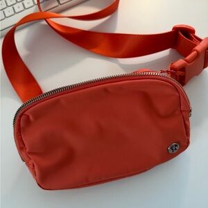 lululemon athletica Everywhere Belt Bag 1L